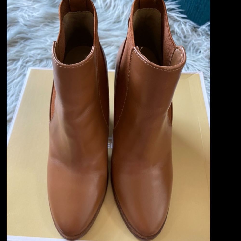 Michael Kors Jillian Bootie Leather - Picture 3 of 4